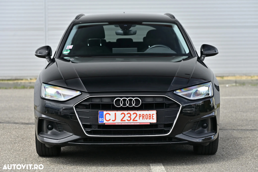 Poza 8 Audi A4 Avant 2.0 TDI S tronic