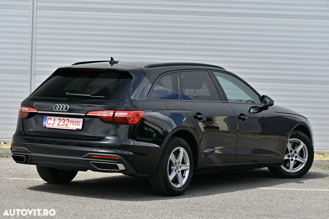 Poza 11 Audi A4 Avant 2.0 TDI S tronic