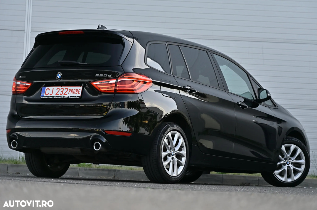 Poza 8 BMW Seria 2 220d xDrive AT Sport Line