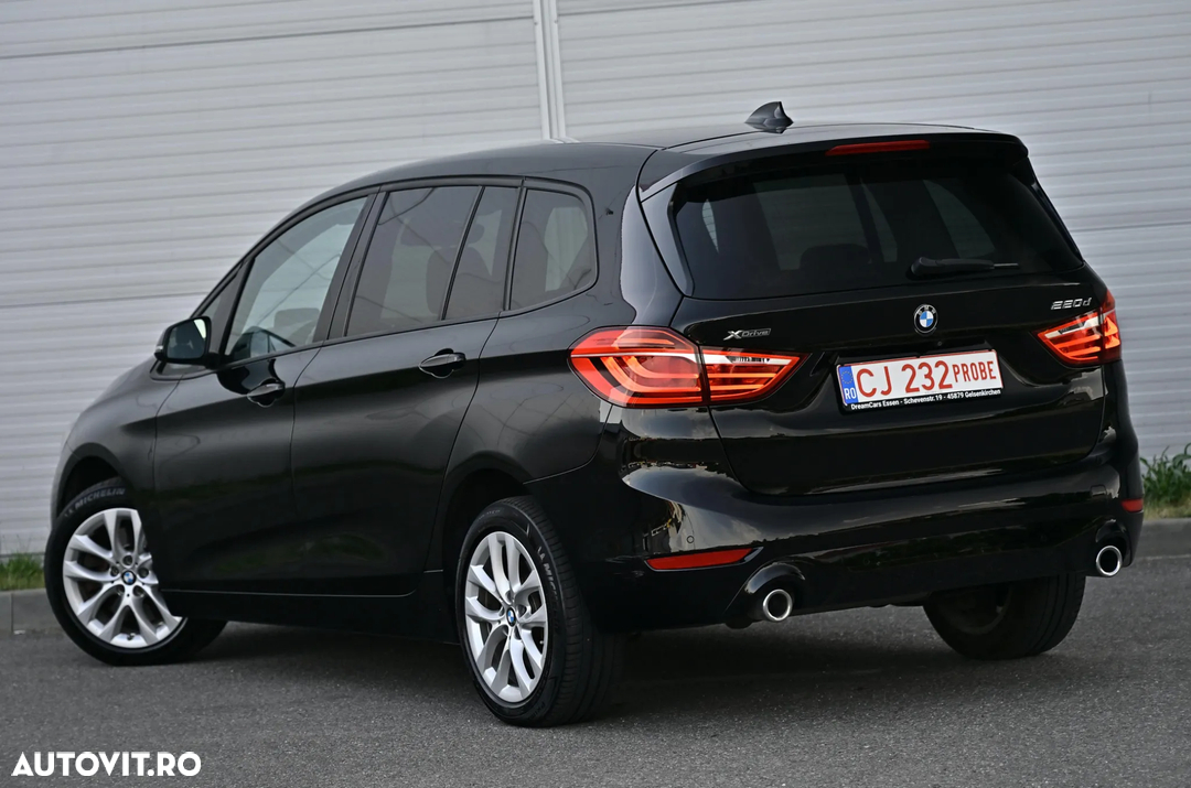 Poza 13 BMW Seria 2 220d xDrive AT Sport Line