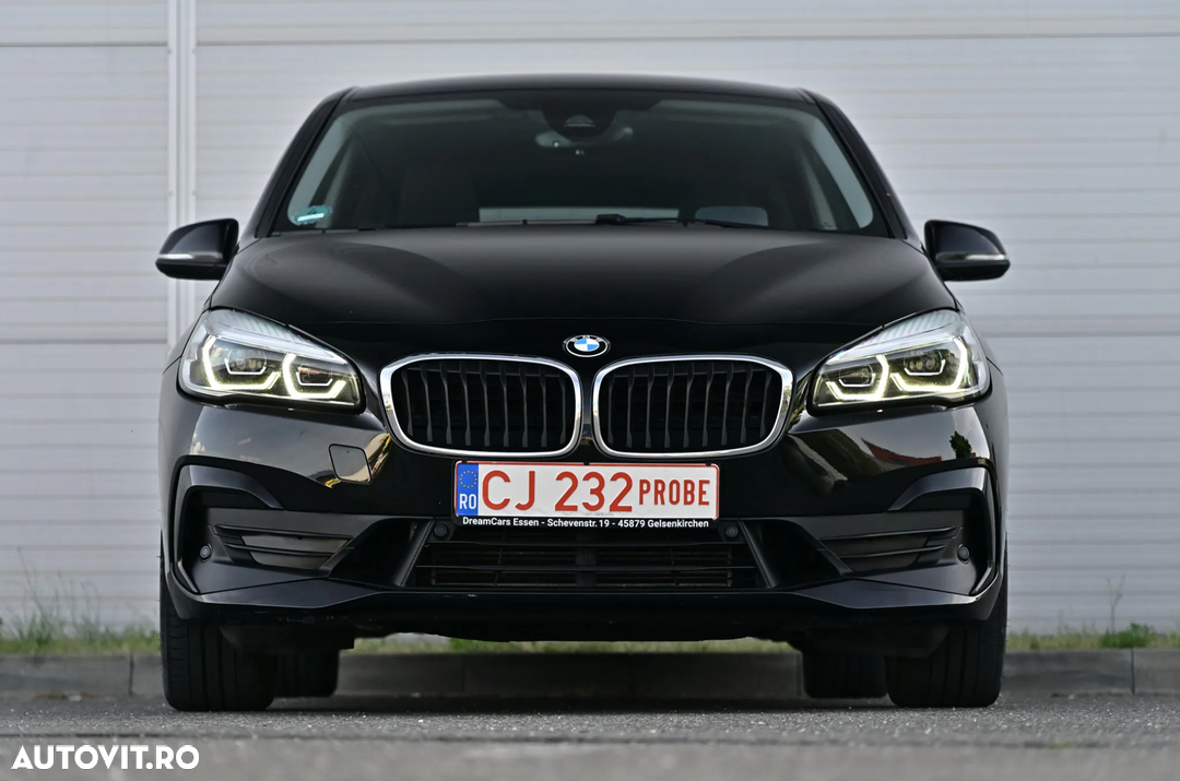 Poza 7 BMW Seria 2 220d xDrive AT Sport Line