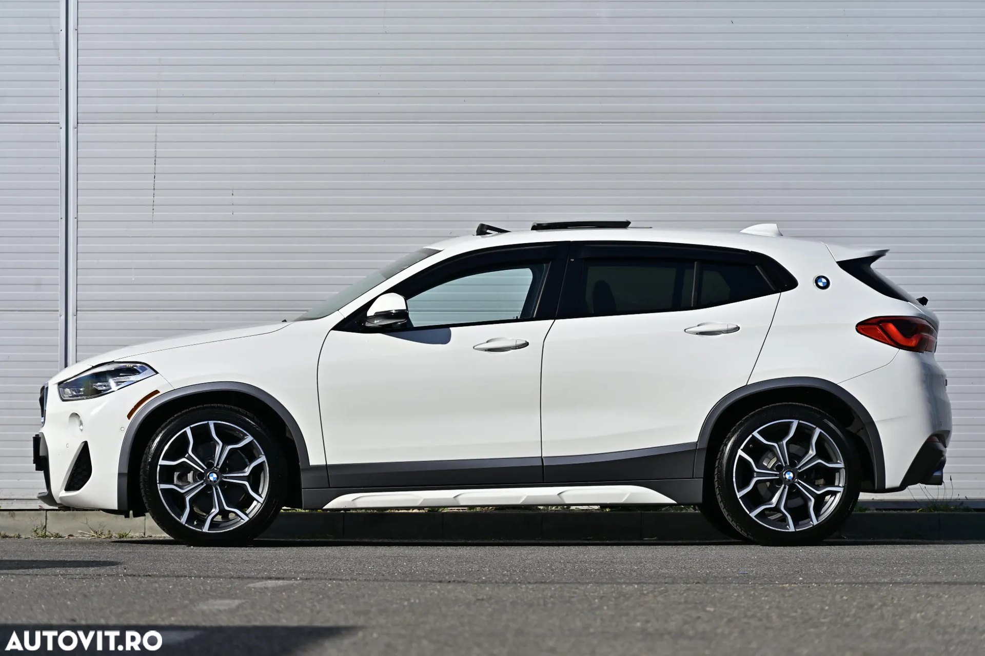 Poza 8 BMW X2 xDrive20i Automată