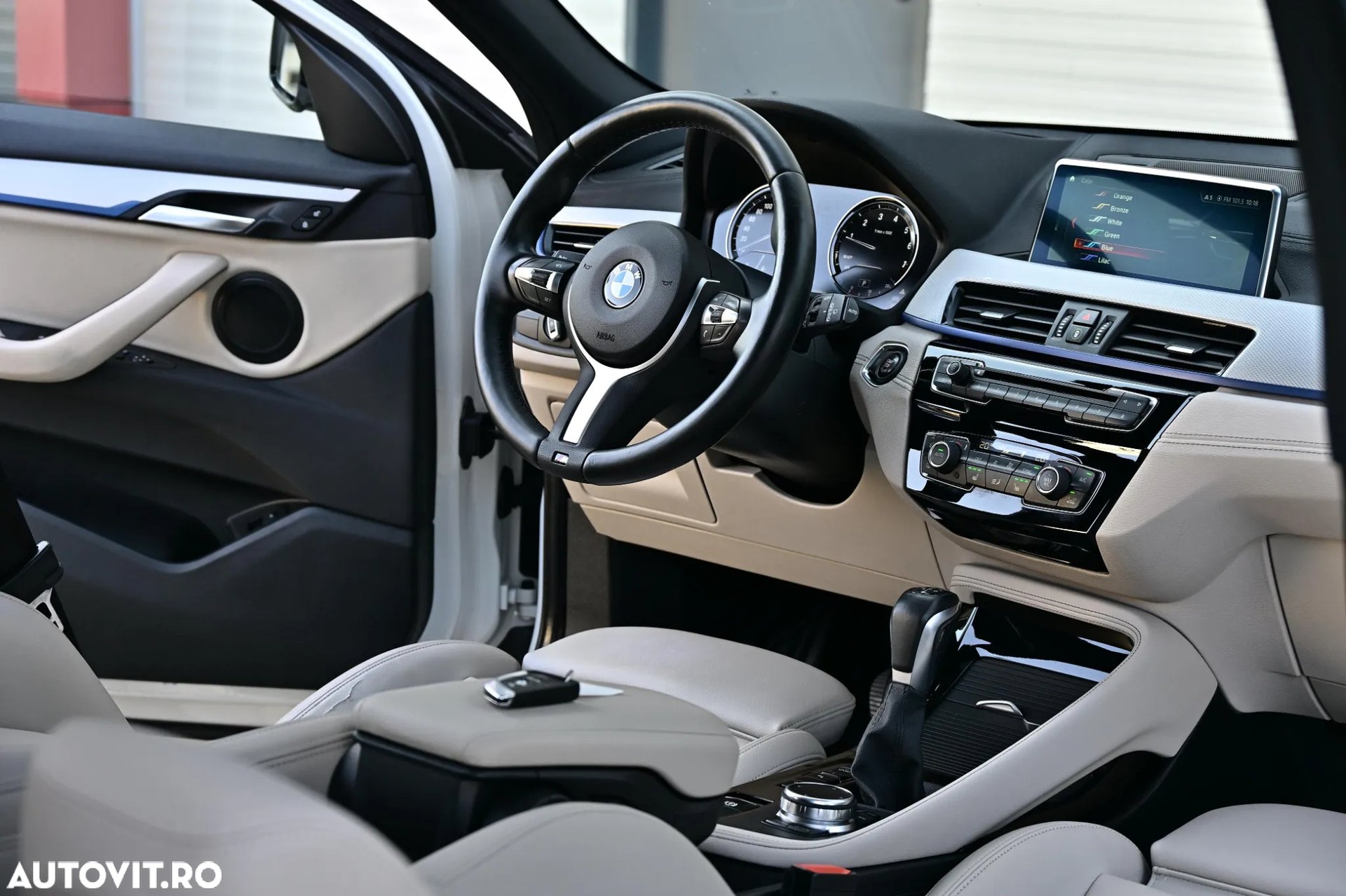 Poza 18 BMW X2 xDrive20i Automată