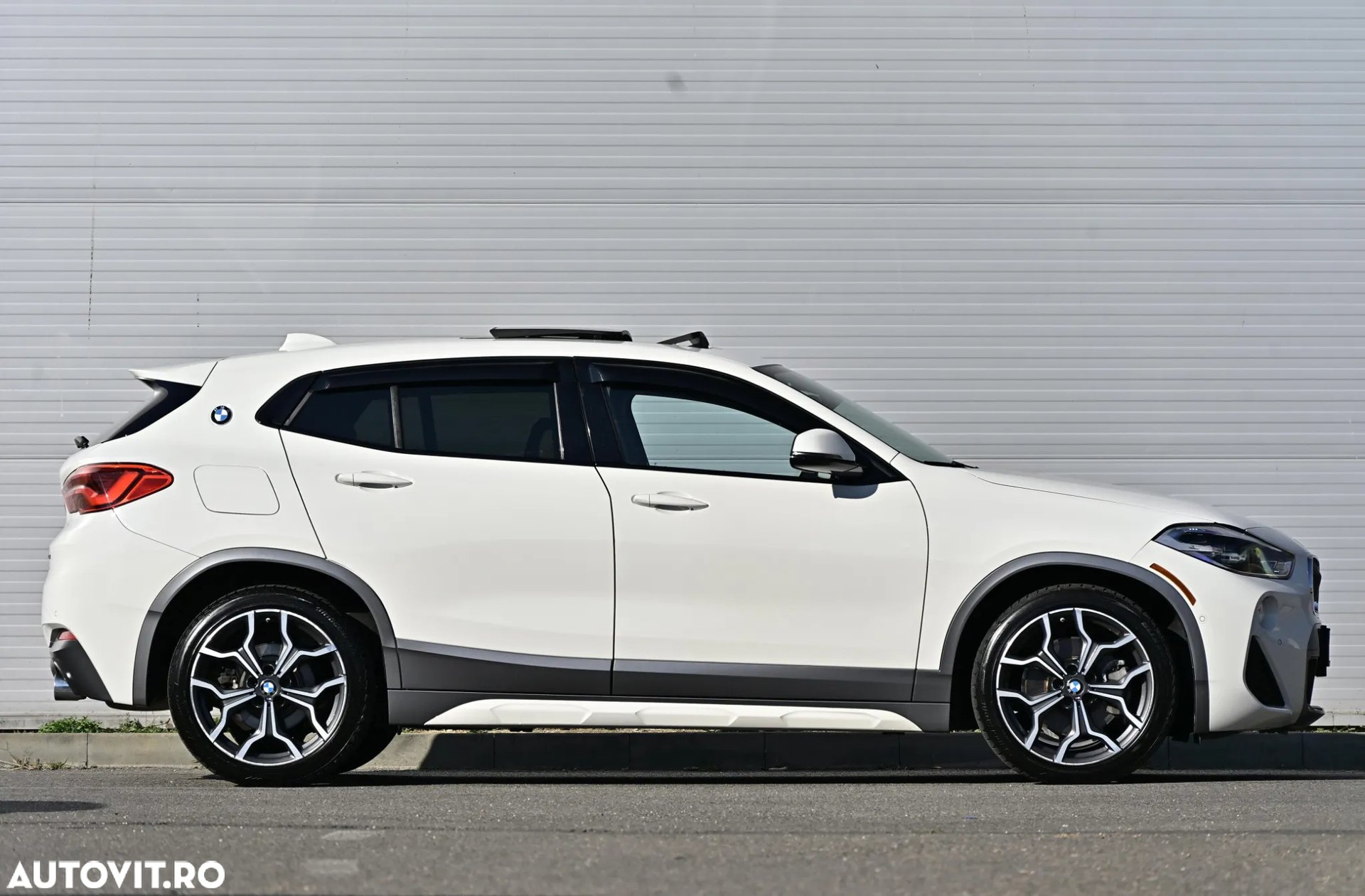 Poza 9 BMW X2 xDrive20i Automată