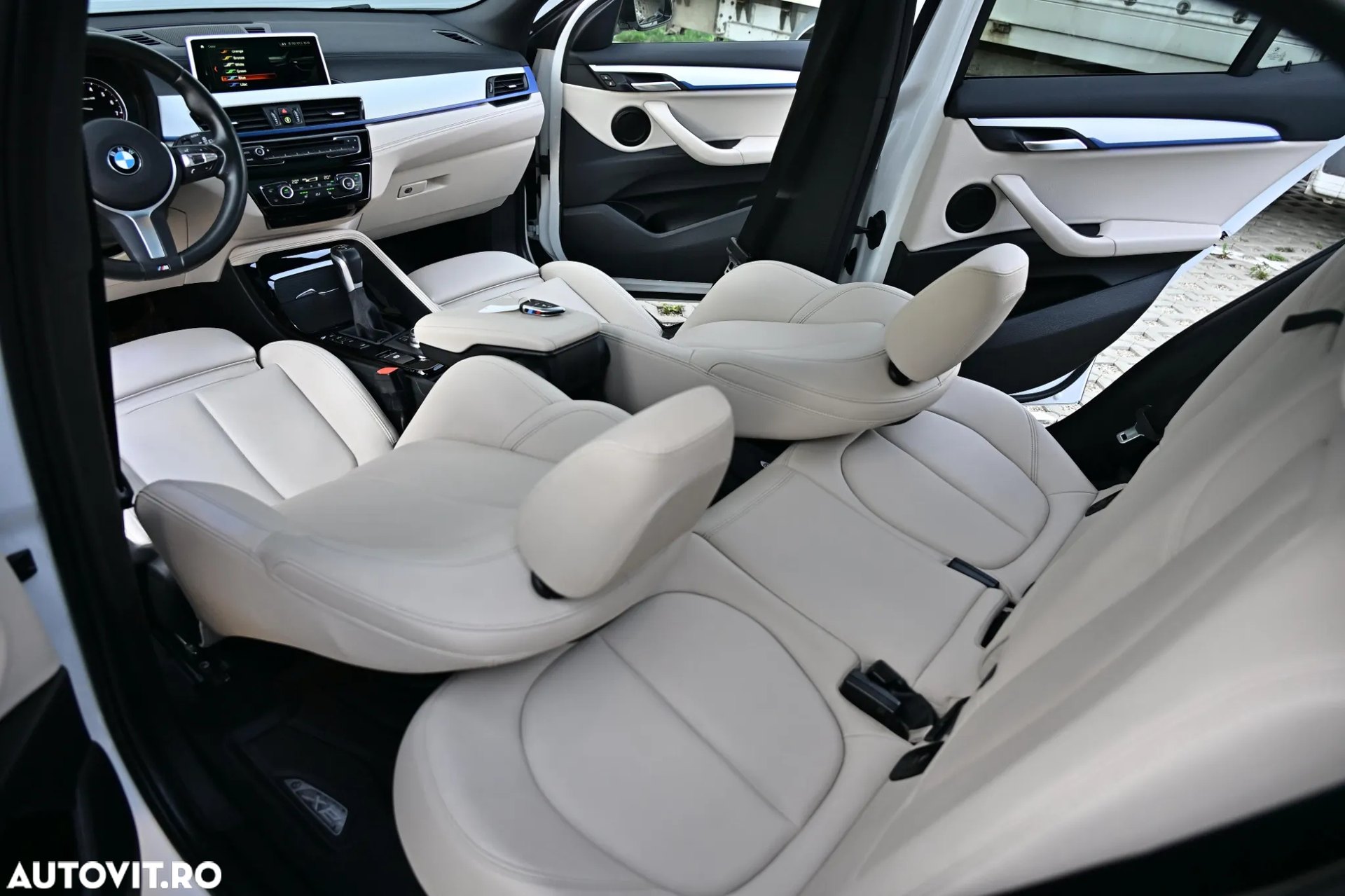 Poza 16 BMW X2 xDrive20i Automată